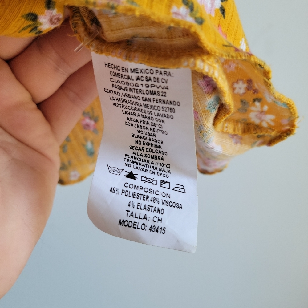 Yellow Floral Short Sleeve Button Front Top - Picture 5 of 5